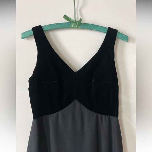 1960s Vintage Mid Century Little Black Dress with Black Velvet and Tiered Hem - Picture 5 of 9